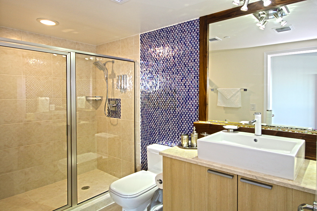 MG On The Halifax I Daytona Beach Condos l Powder Room